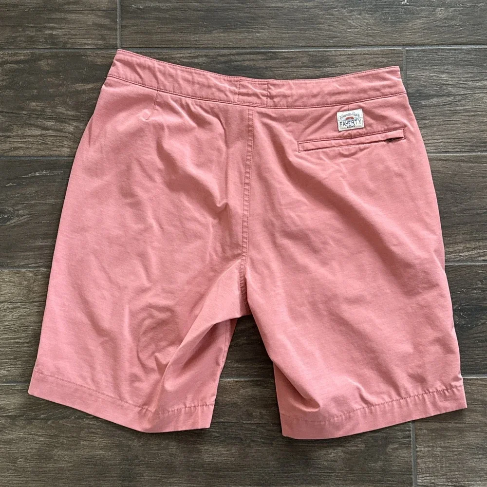 Faherty All Day Shorts Men 32 Pink Stretch Chino 9 Inseam Casual